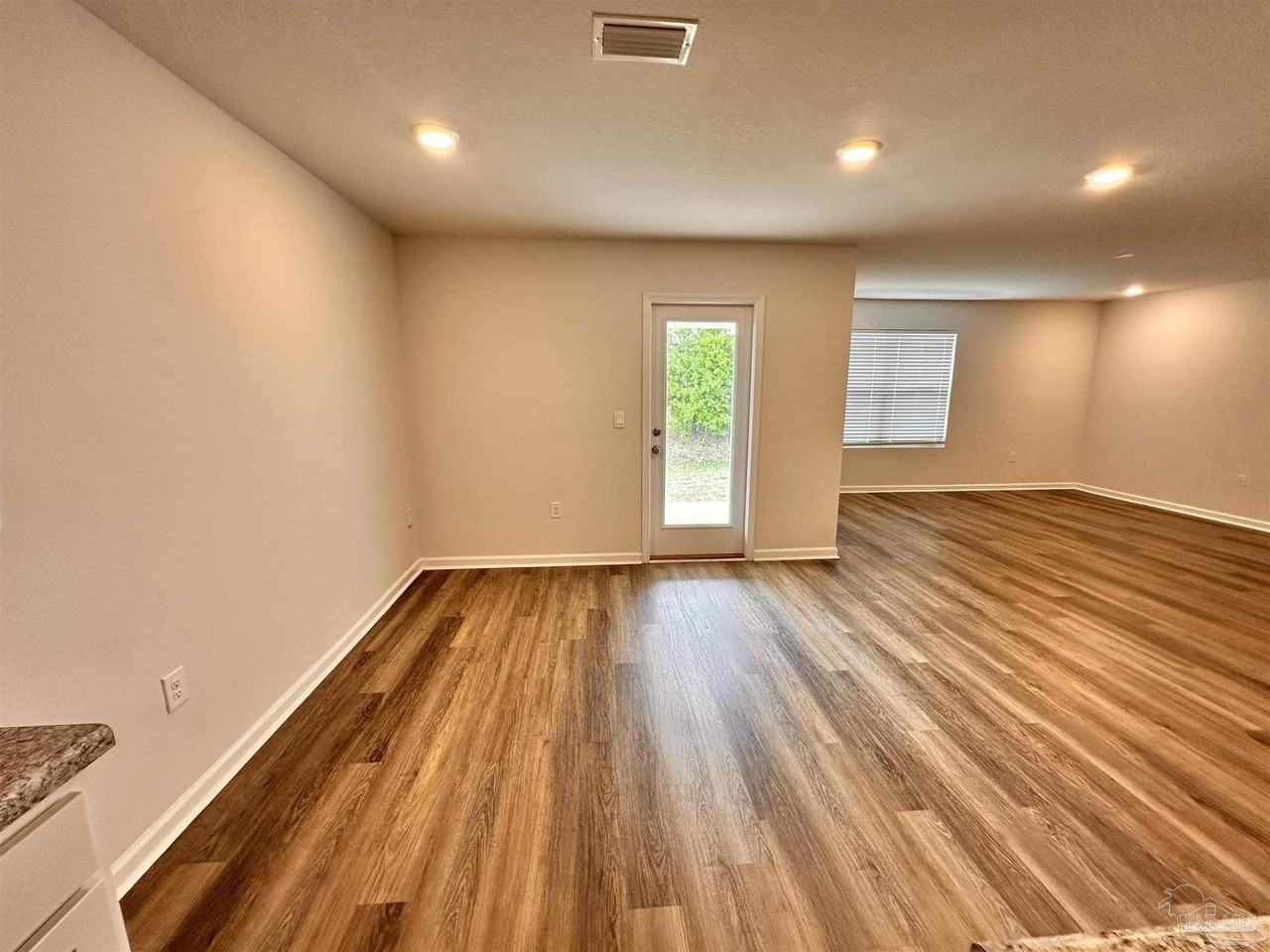 6081 Secretariat Way - Photo 5 of 21