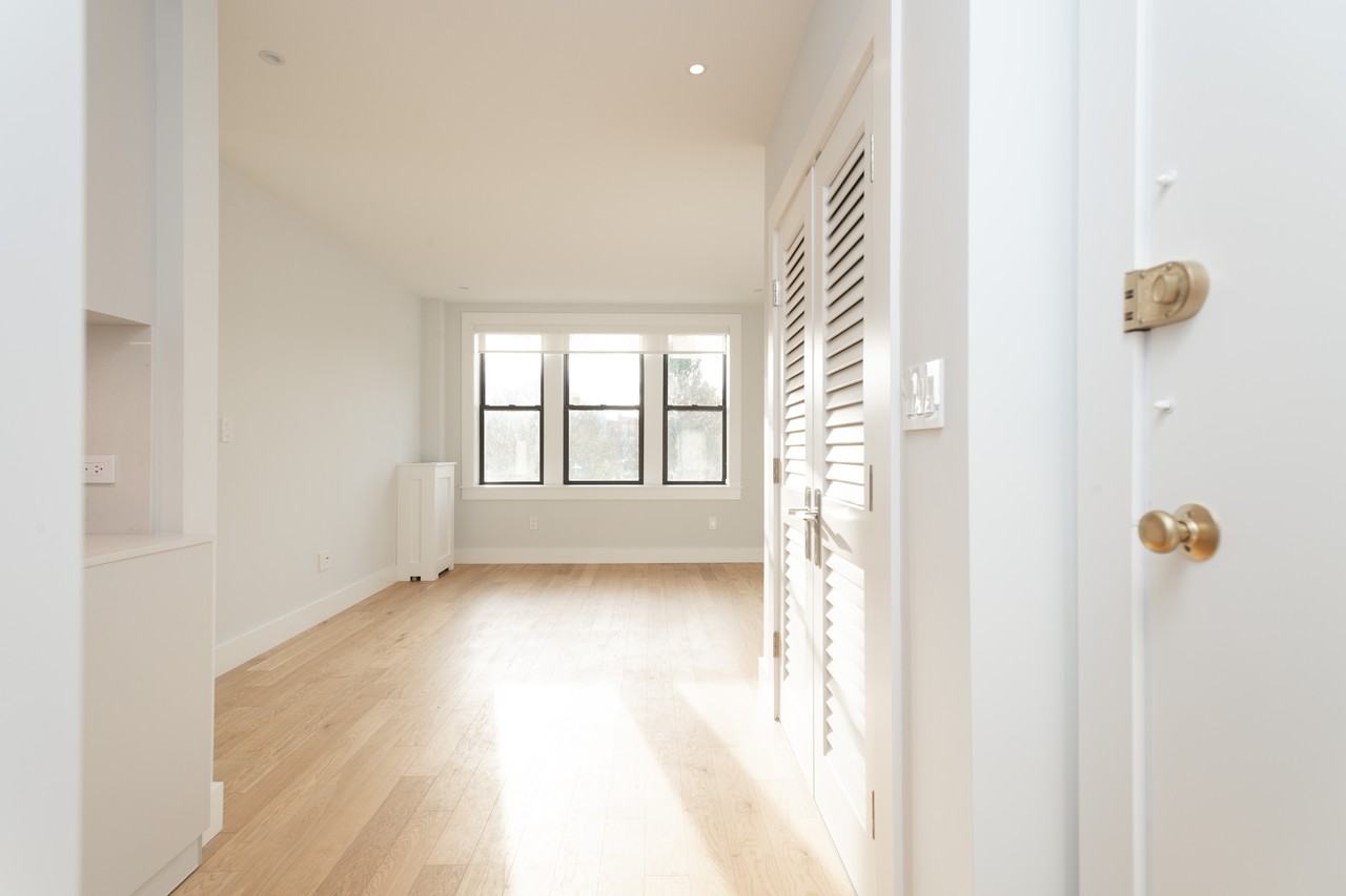 8 Elko St #7