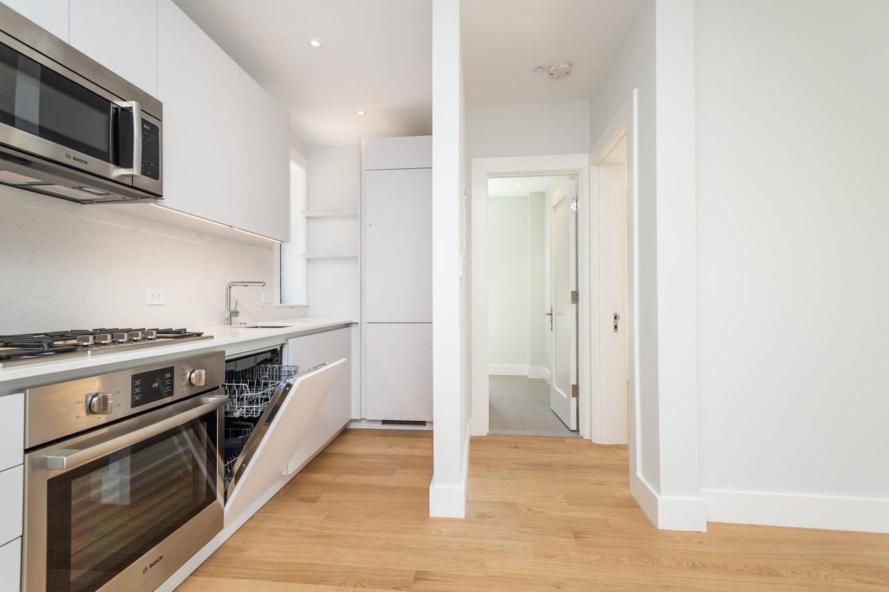 4 Elko St #3