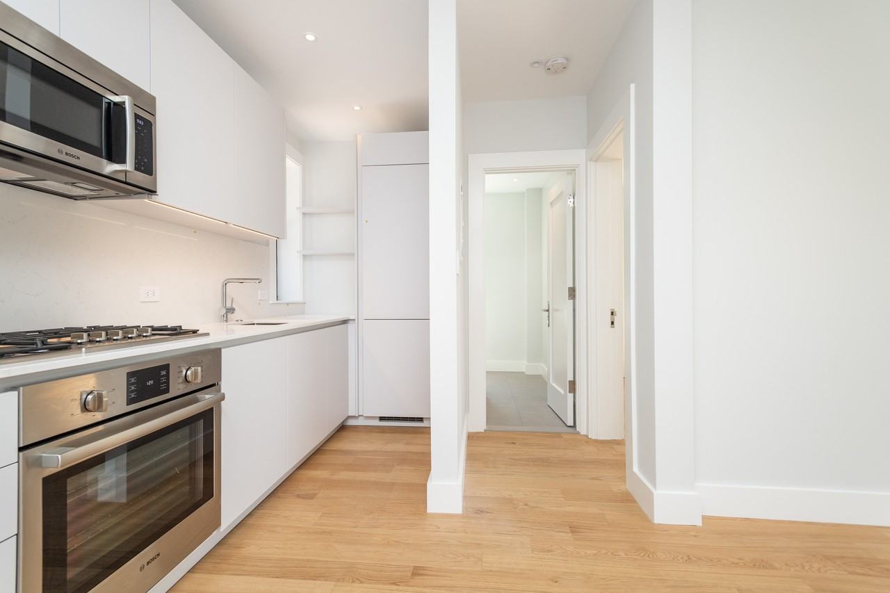 4 Elko St #3 - Photo 2 of 12