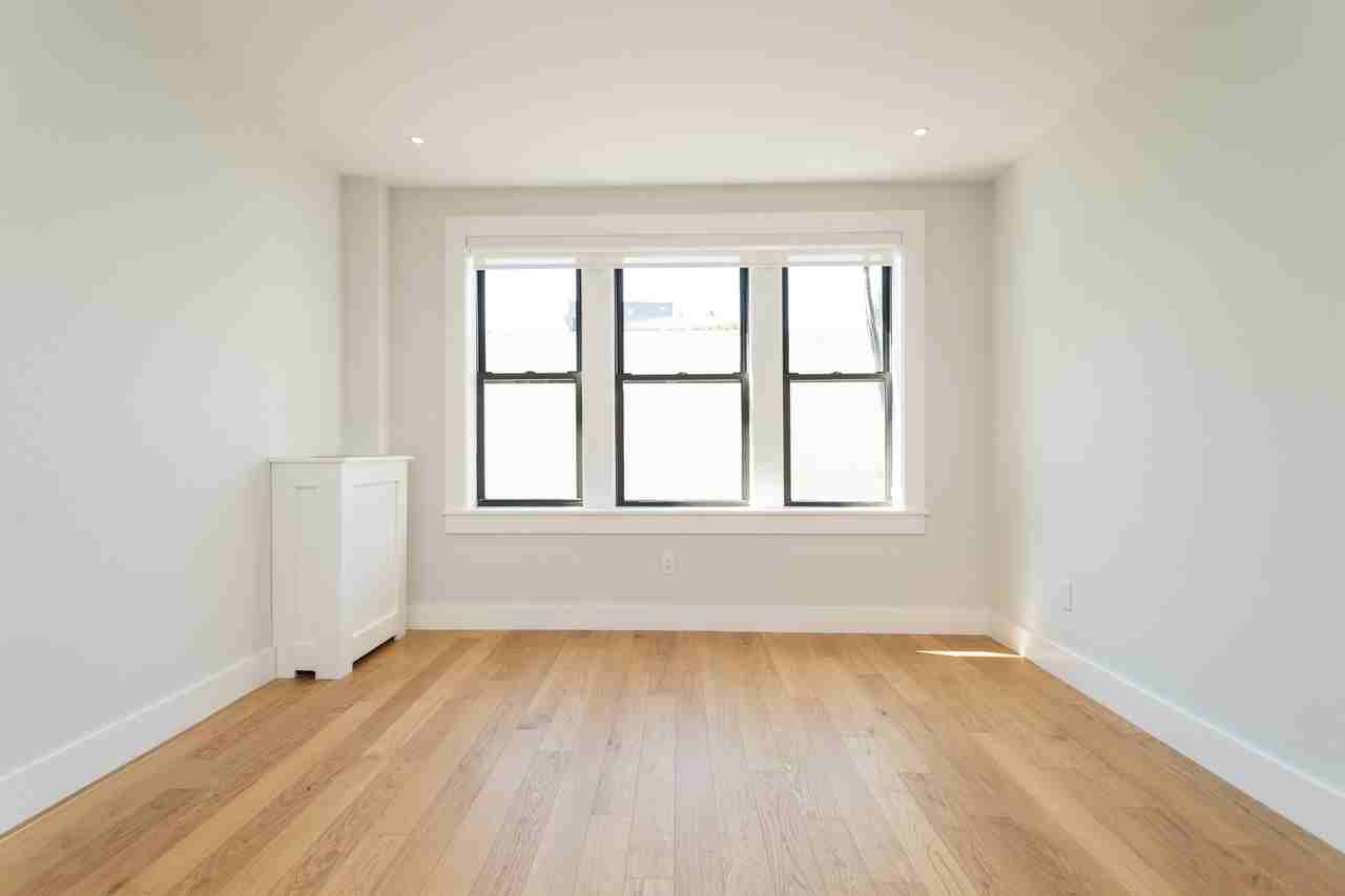 4 Elko St #3 - Photo 4 of 12