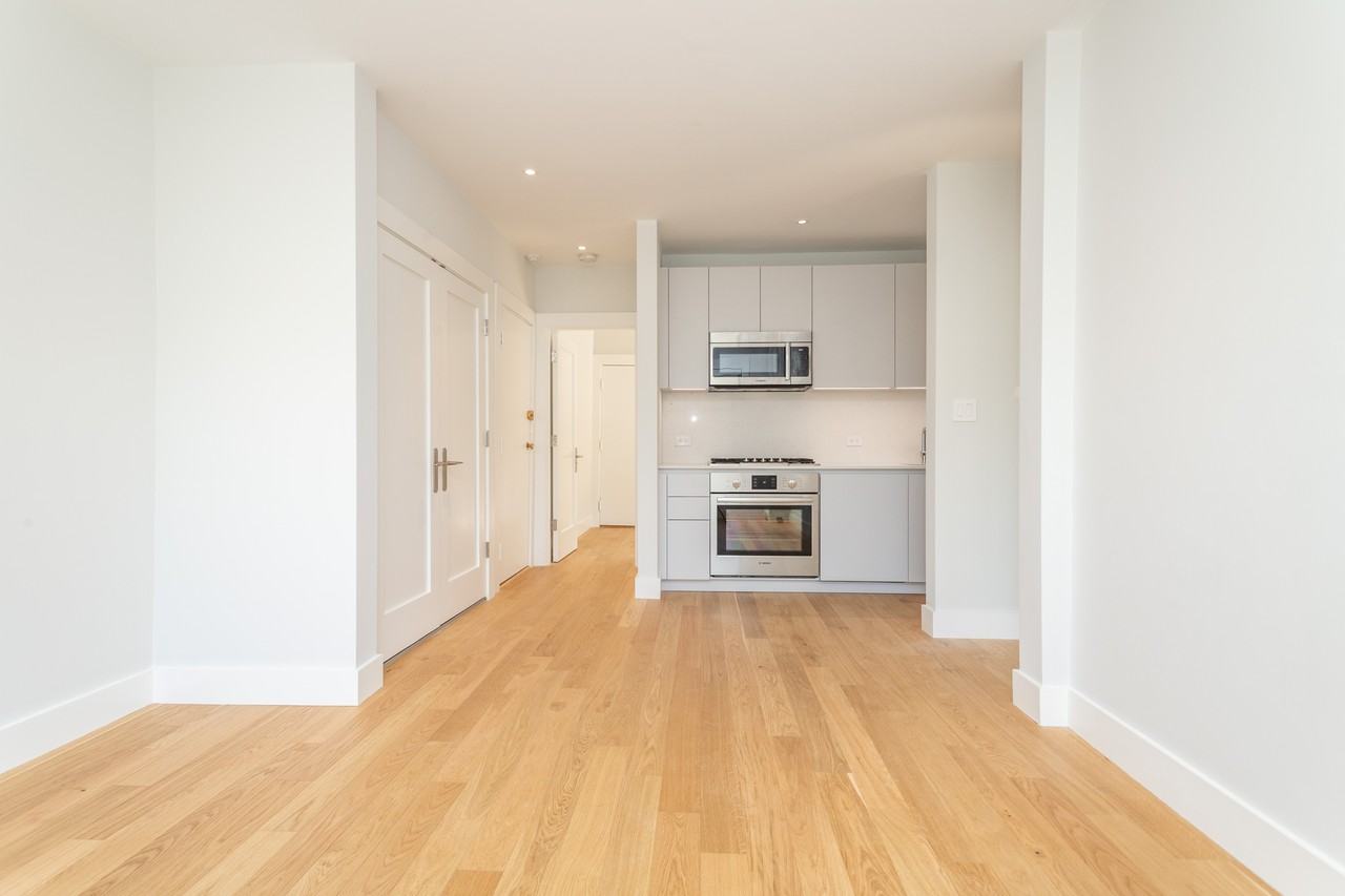 4 Elko St #3 - Photo 7 of 12