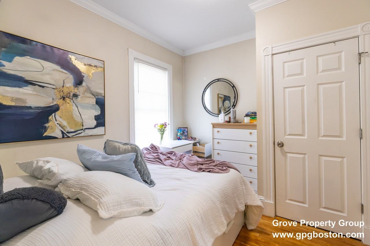 10 Monks St - Photo 5 of 7