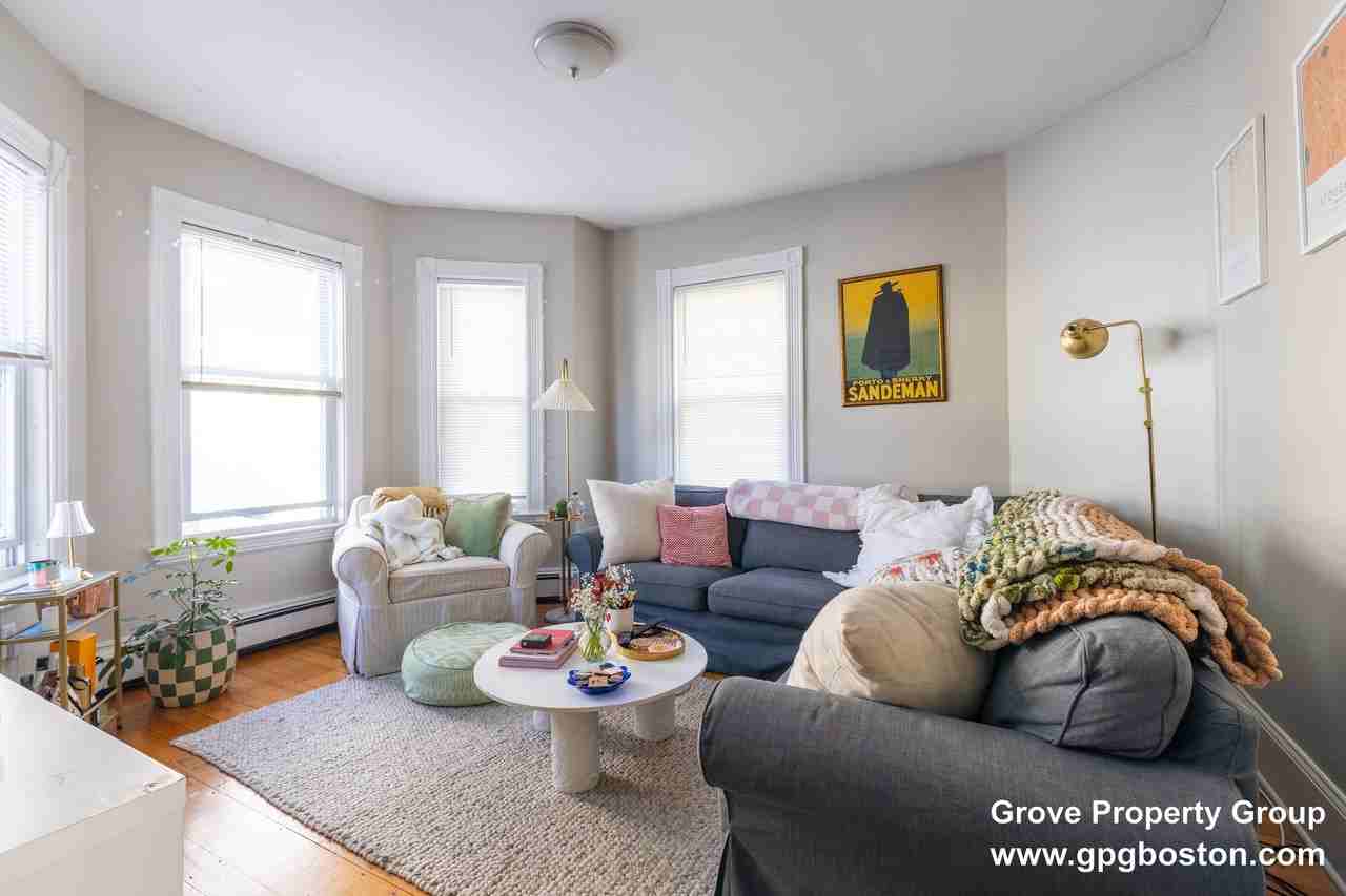 213 W 8th St #2 - Photo 7 of 7