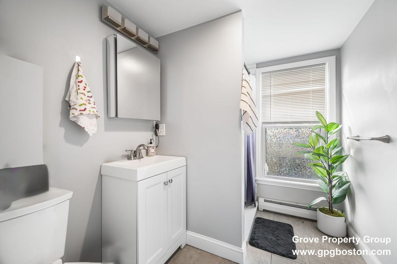 3 Colebrook St - Photo 2 of 16