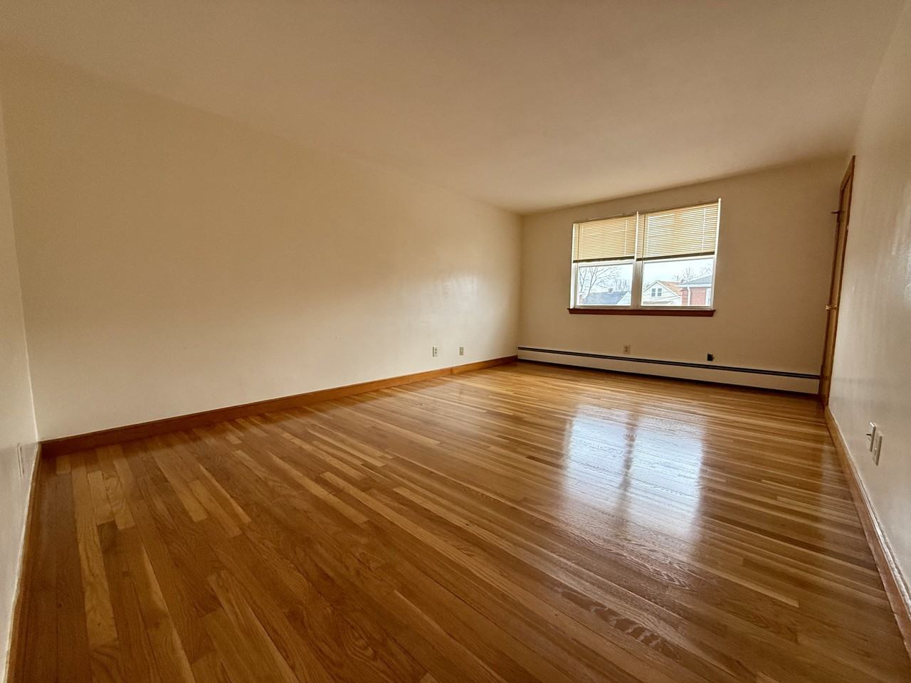 38 Amory Rd - Photo 4 of 16