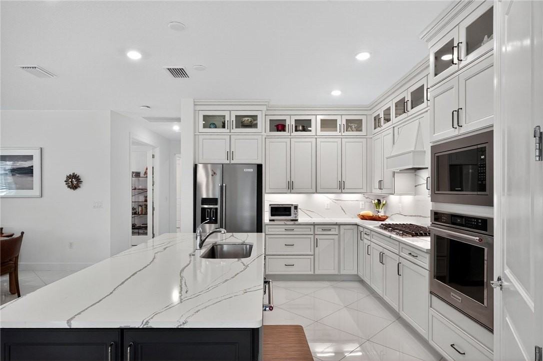 1161 Haven Cir - Photo 7 of 36