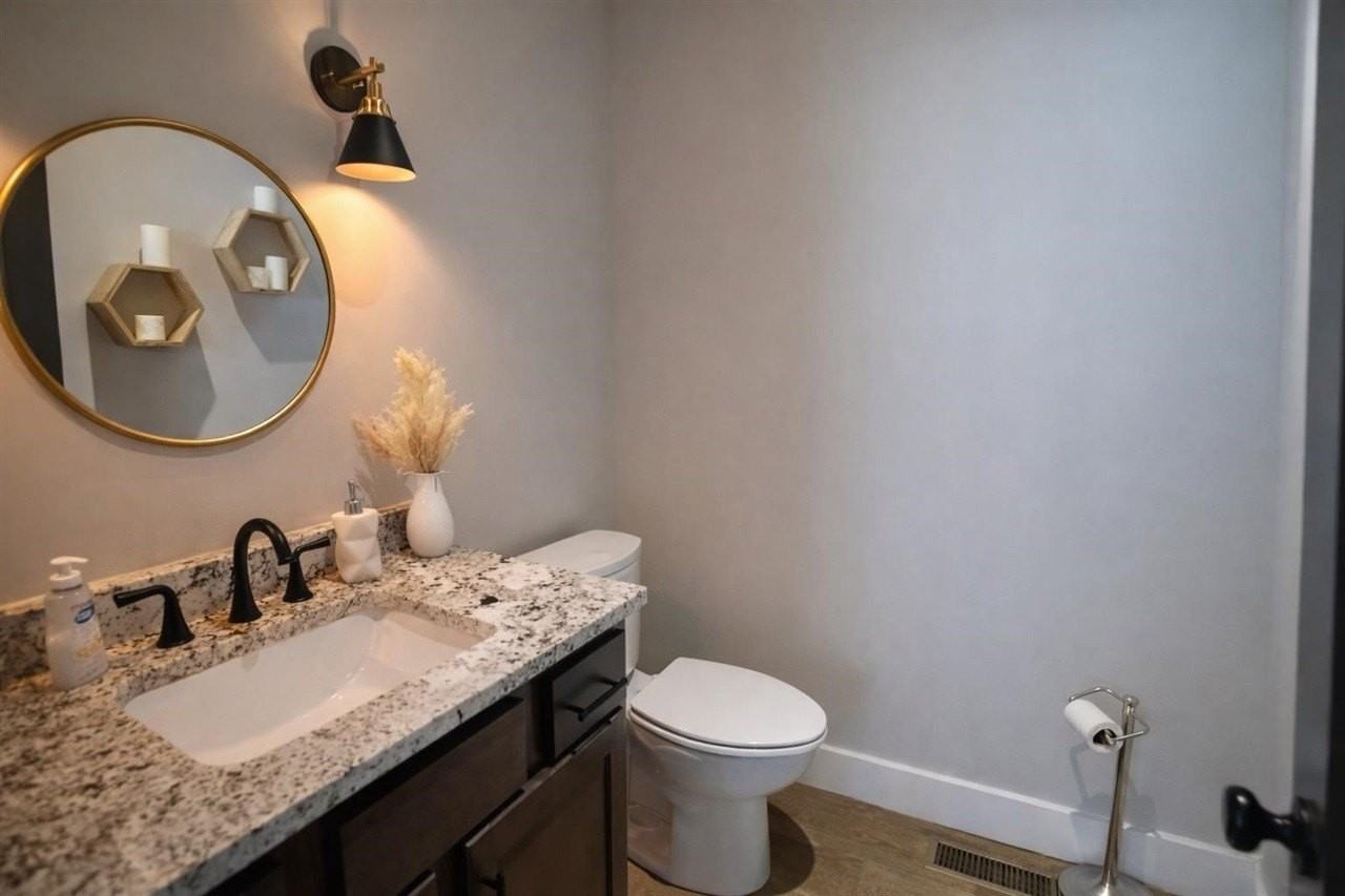 755 Heritage Preserve Ln - Photo 7 of 11