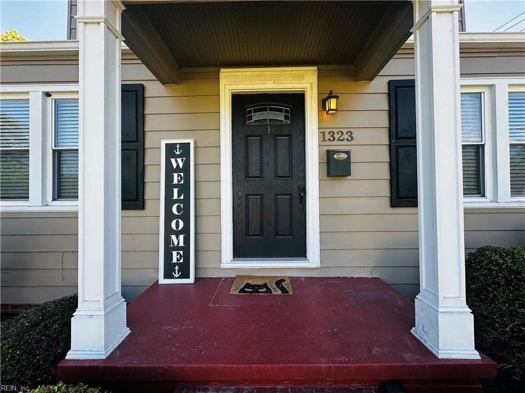 1323 W Norcova Dr - Photo 3 of 28