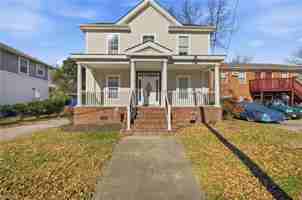 featured image of 726 W 35th St