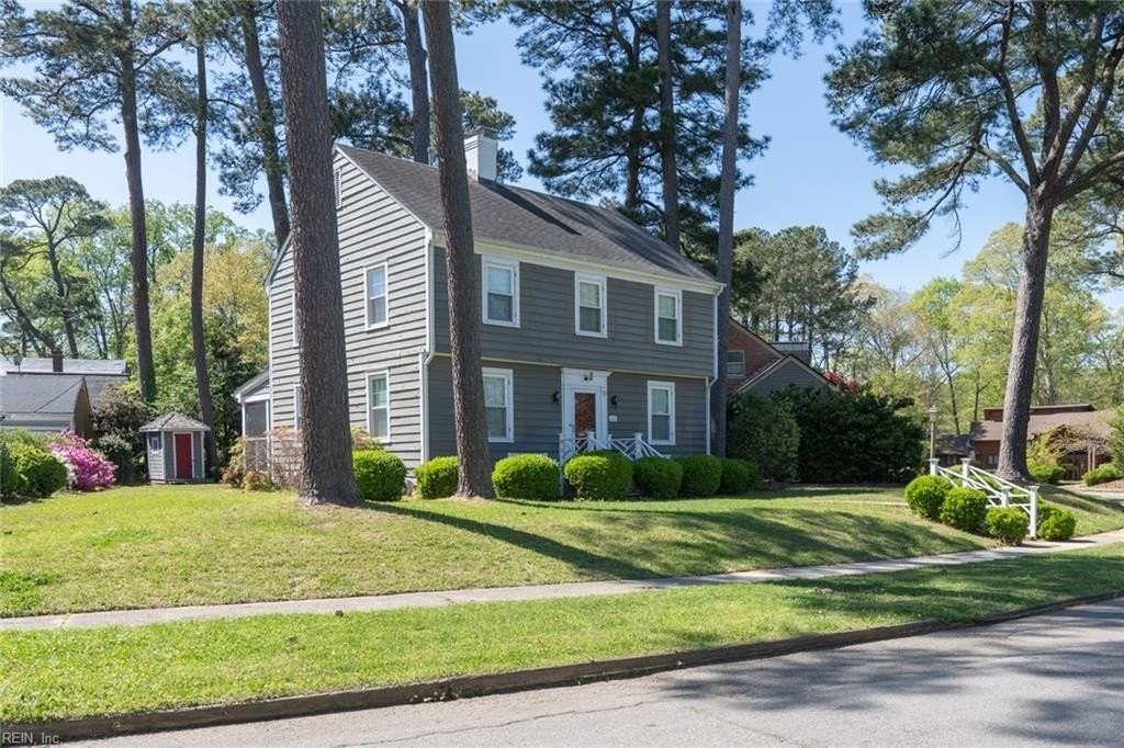 621 Butler Ave - Photo 3 of 49