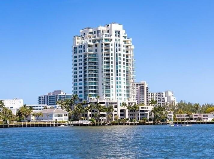 3055 Harbor Dr #1603 - Photo 3 of 30