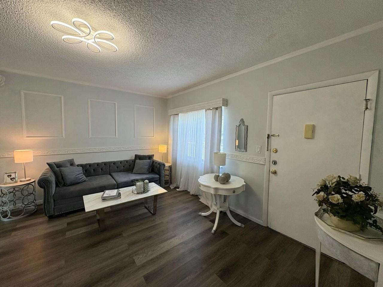 609 Ne 13th Ave #101 - Photo 2 of 27