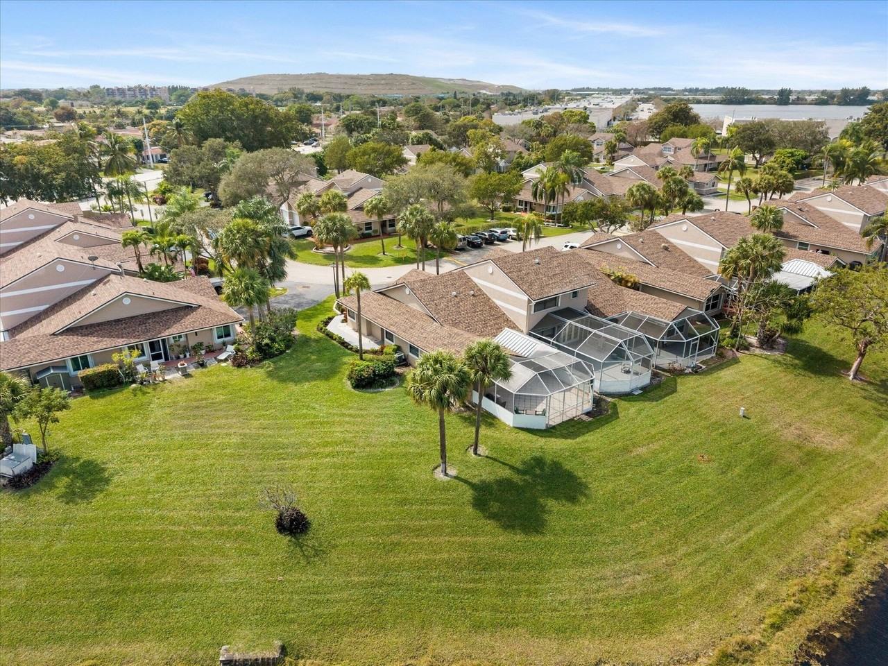 1200 W Lakes Dr - Photo 6 of 40