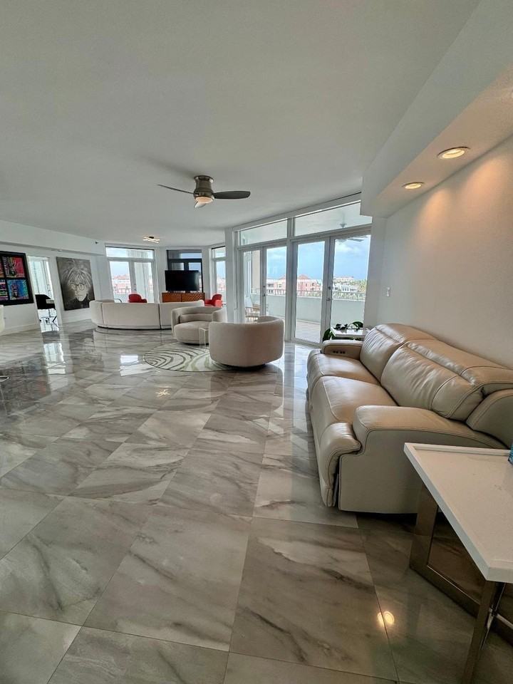 300 Se 5th Ave Apt 5180 - Photo 4 of 45