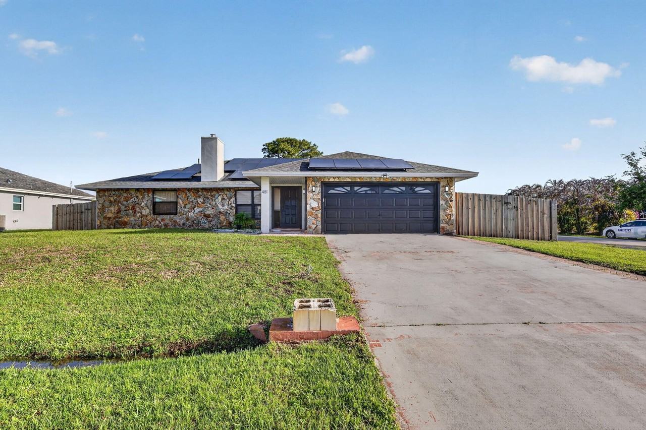 481 Sw Aster Rd - Photo 3 of 50