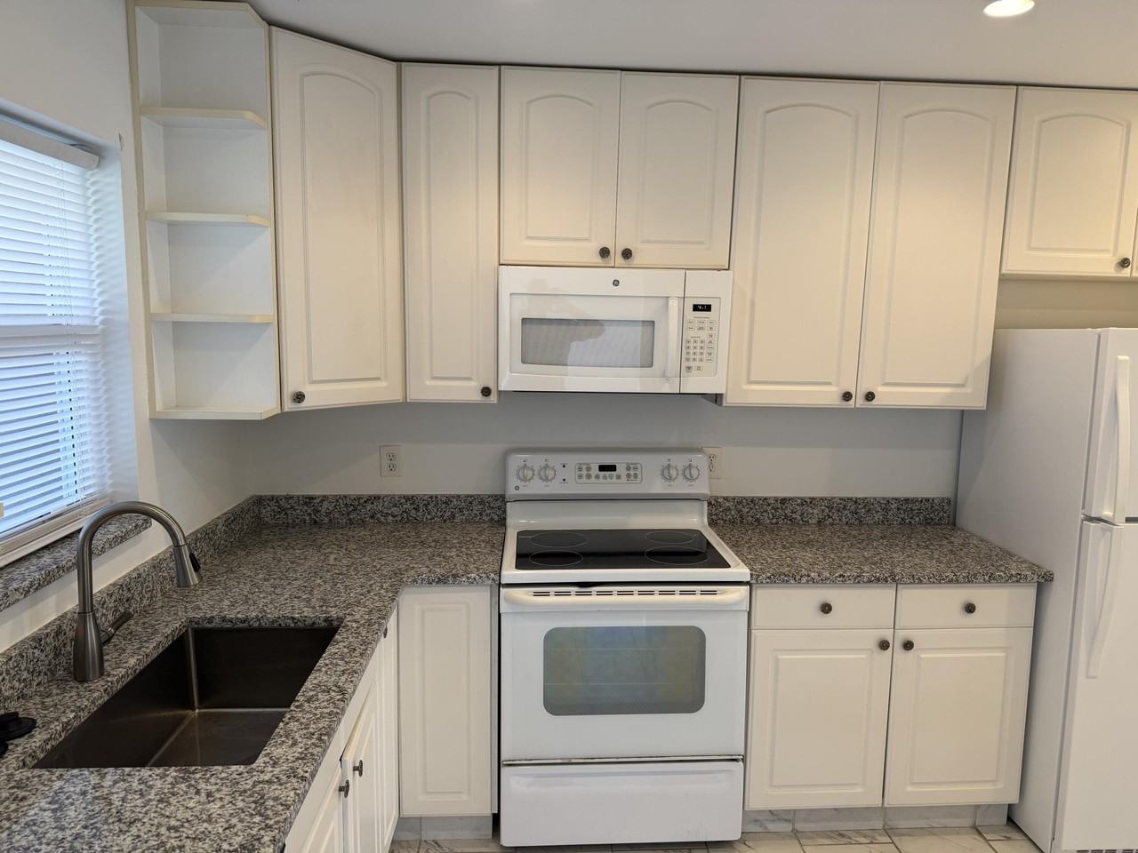 5780 Fernley Dr W Apt 103 - Photo 5 of 15