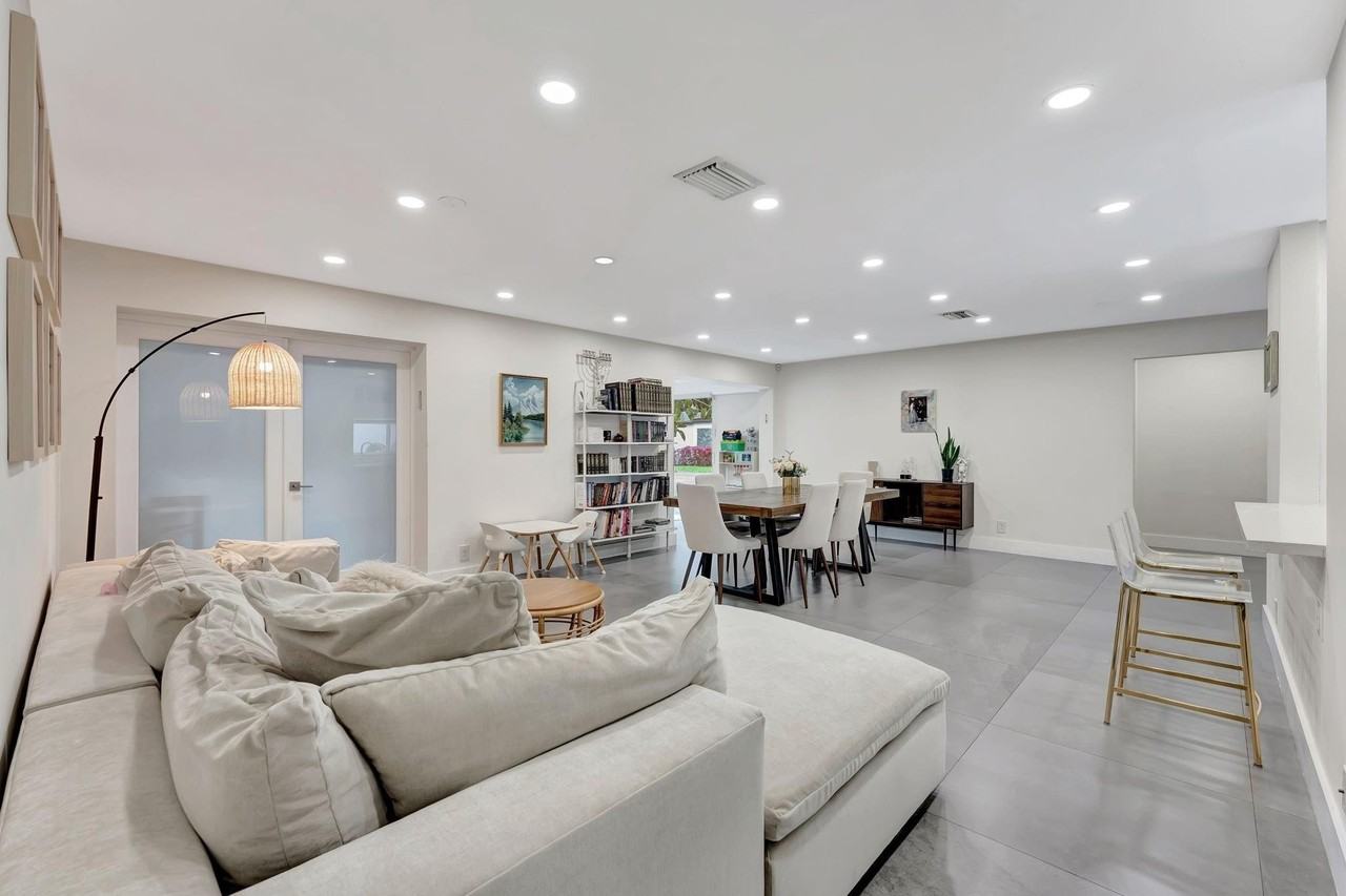 3501 Keyser Ave #1 - Photo 5 of 35