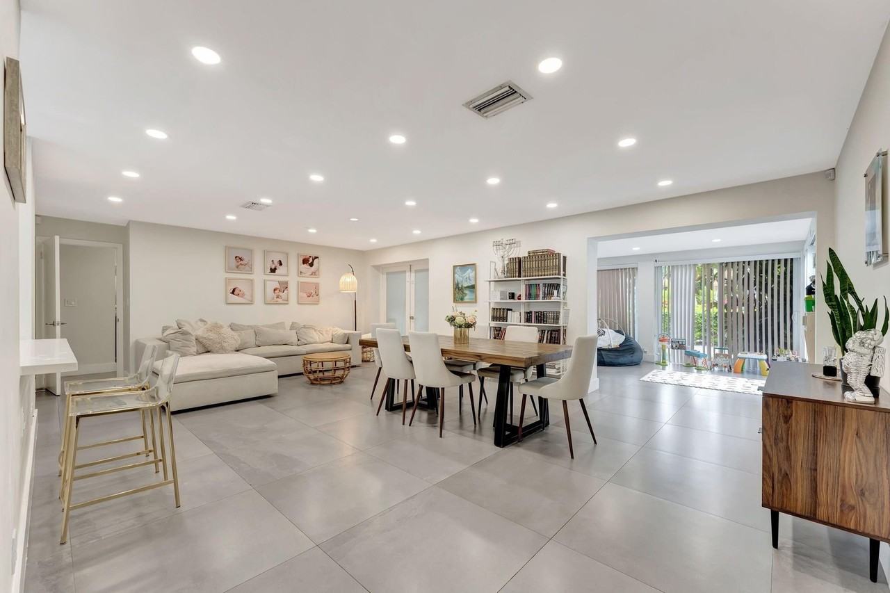 3501 Keyser Ave #1 - Photo 6 of 35