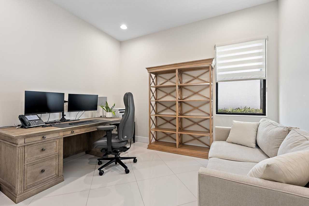 13633 Artisan Cir - Photo 5 of 43