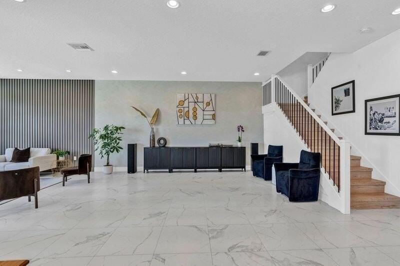 8239 Oceanus Dr - Photo 5 of 26