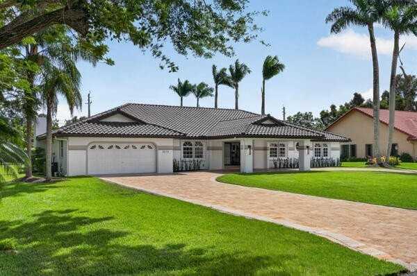 5510 Castlegate Ave - Photo 5 of 50