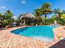 featured image of 2319 Ne 16th Ave