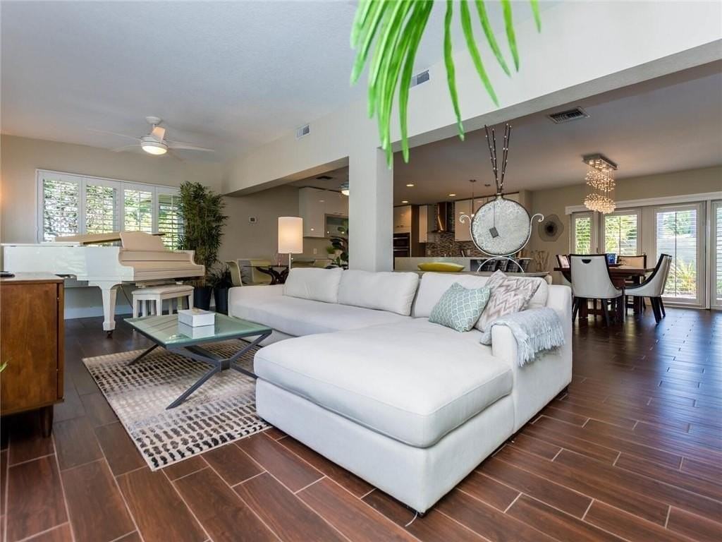 2319 Ne 16th Ave - Photo 6 of 50