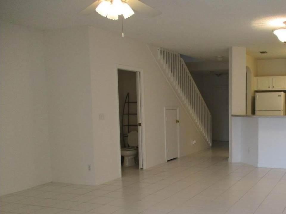 4616 Palmbrooke Cir - Photo 4 of 26