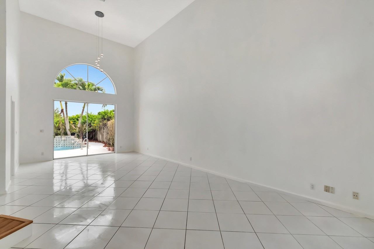 8895 Sonoma Lake Blvd - Photo 6 of 50