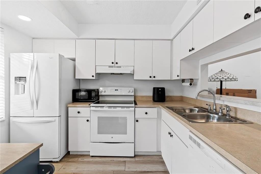 247 City View Dr - Photo 5 of 20