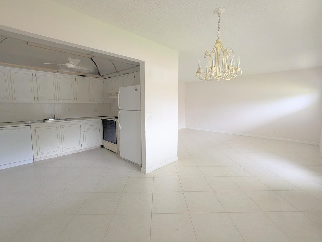 222 Somerset L - Photo 2 of 27