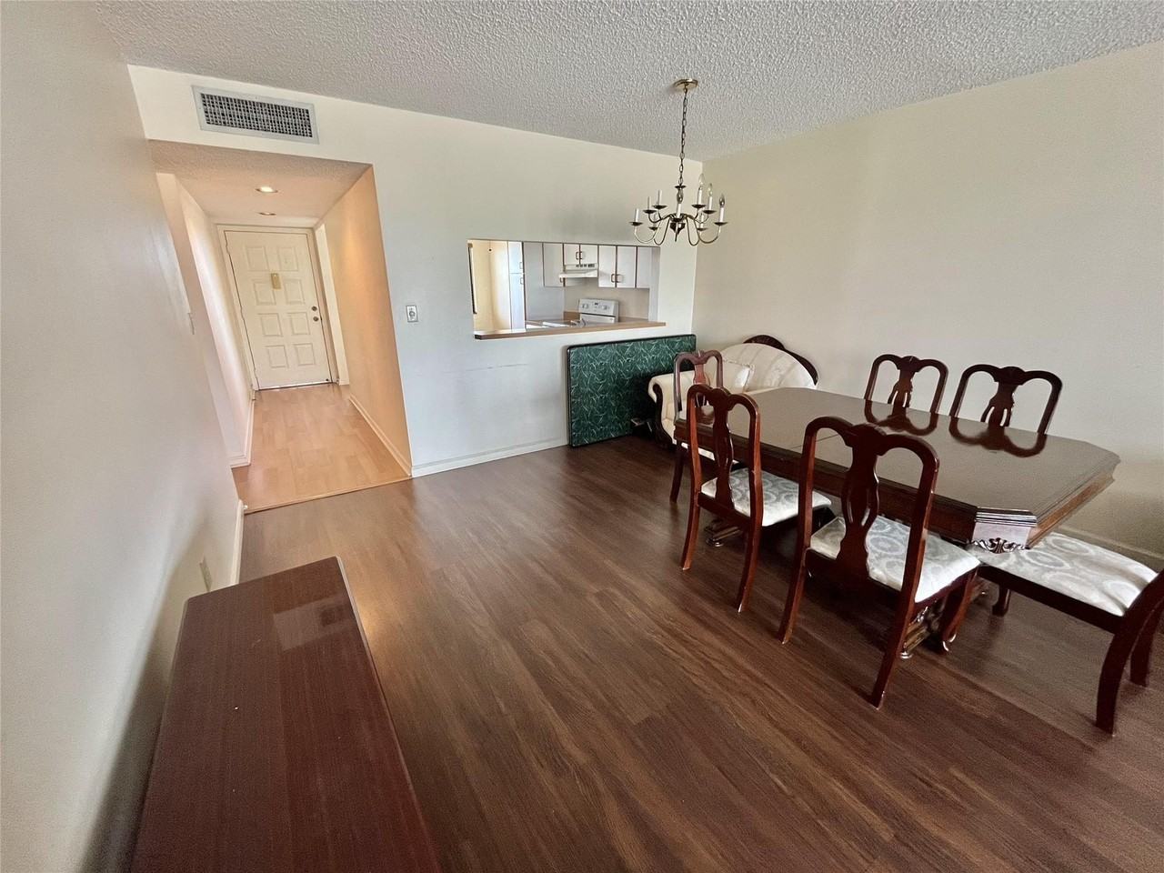 9691 N Belfort Cir #305 - Photo 4 of 23