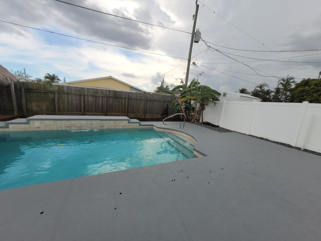 516 Nw 54th St - Photo 7 of 22