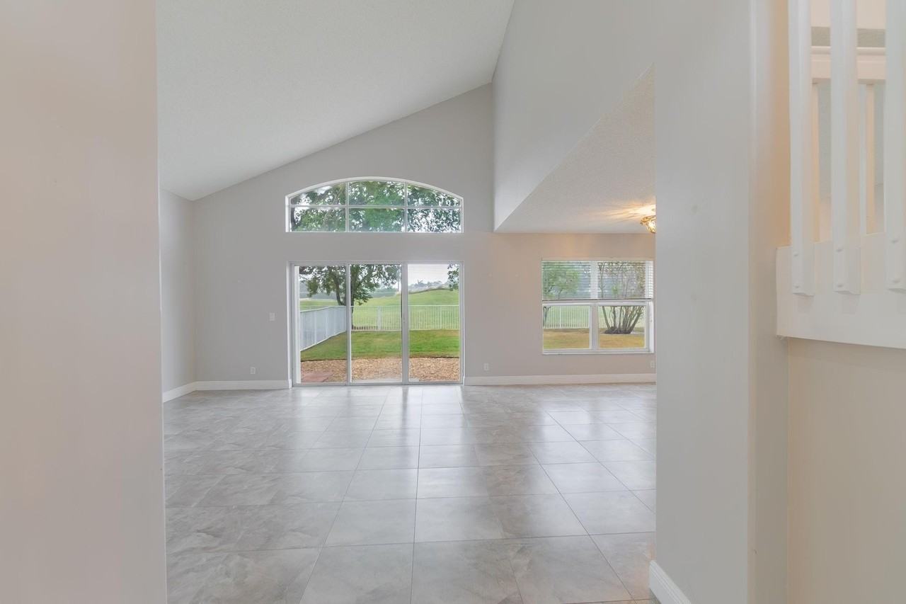 6276 Grand Cypress Cir - Photo 2 of 11