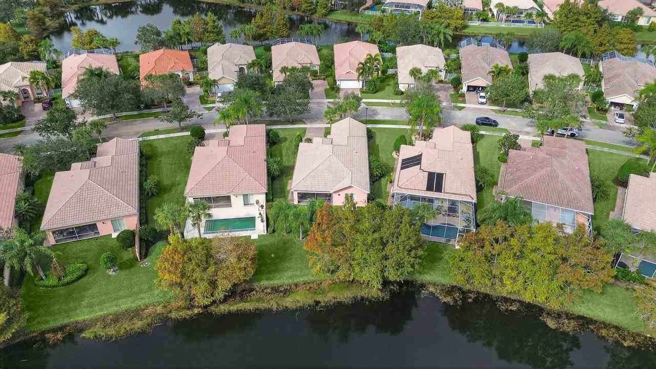 11357 Sw Northland Dr - Photo 3 of 50