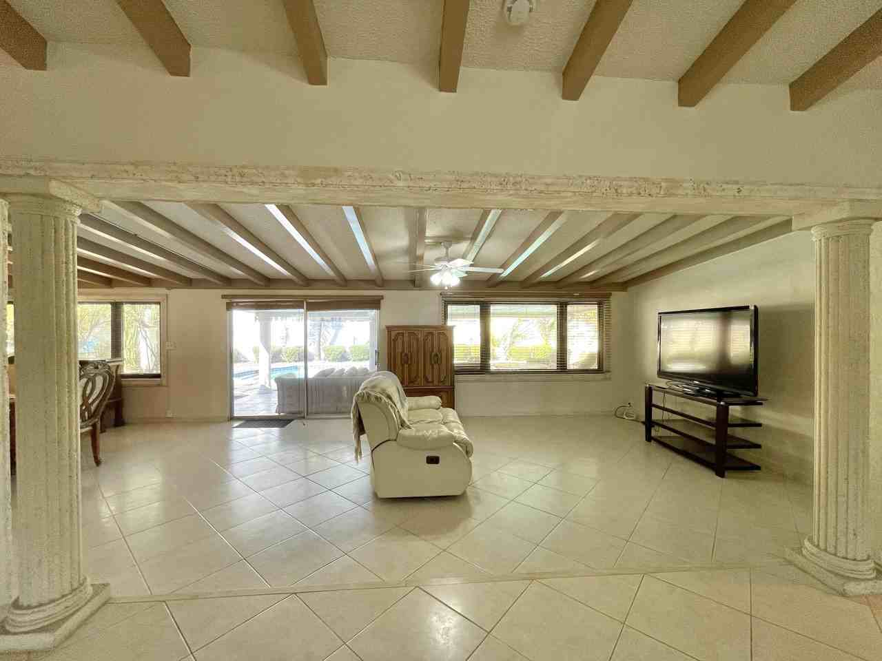 2725 Ne 27th Ct - Photo 6 of 29