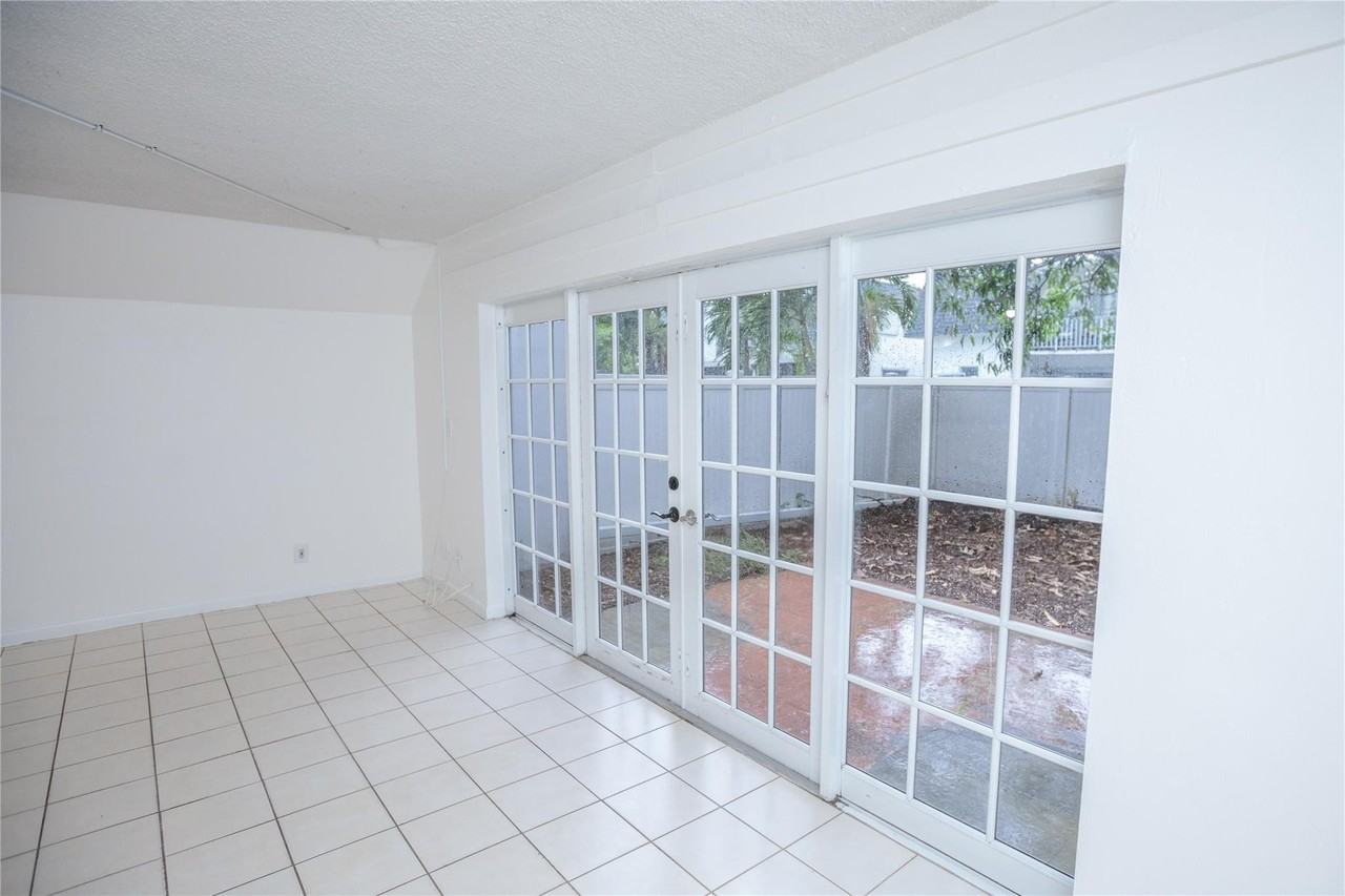 6764 Sw 40th St #40 - Photo 5 of 17