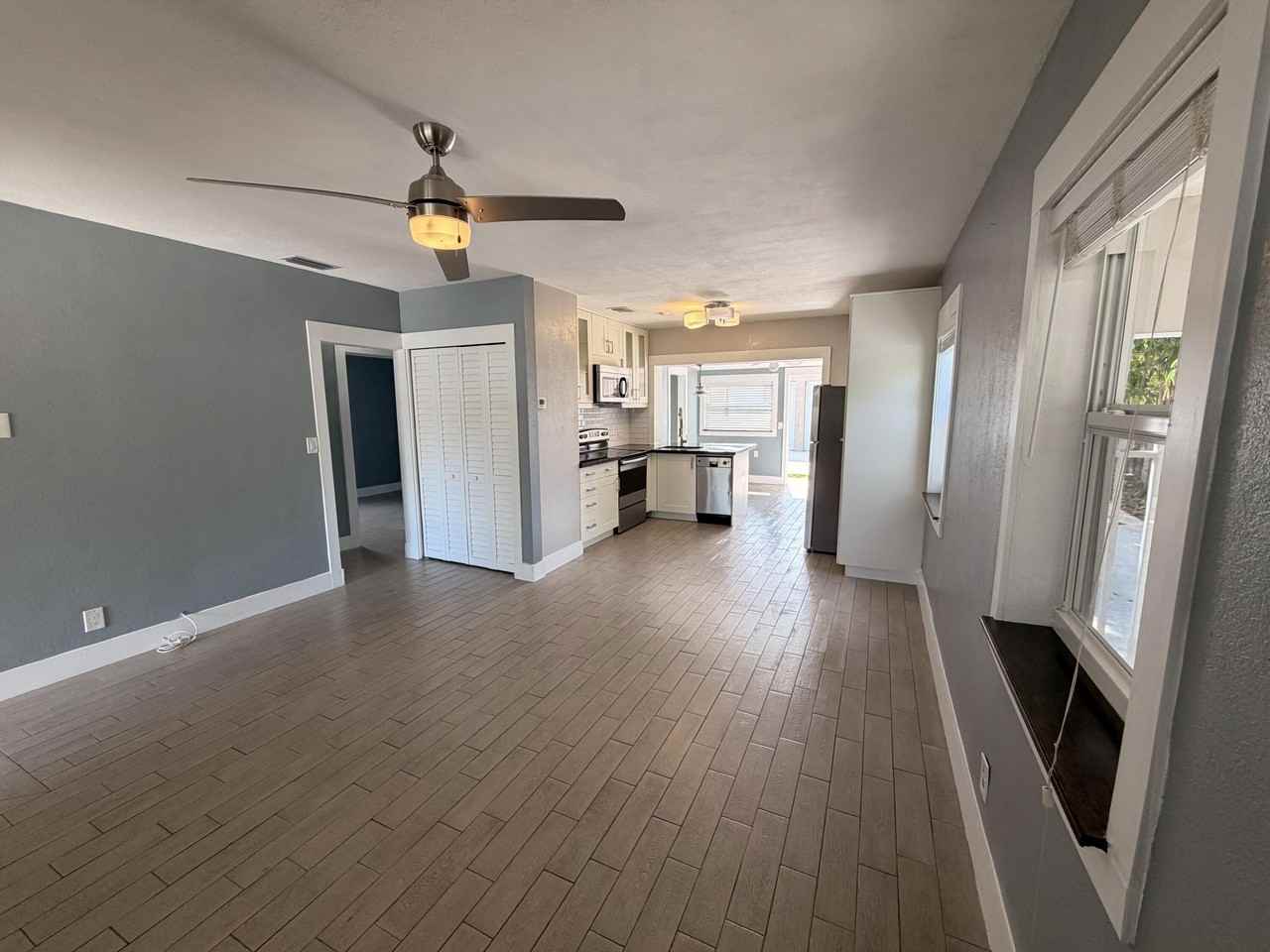 1537 Nw 2nd Ave - Photo 7 of 22