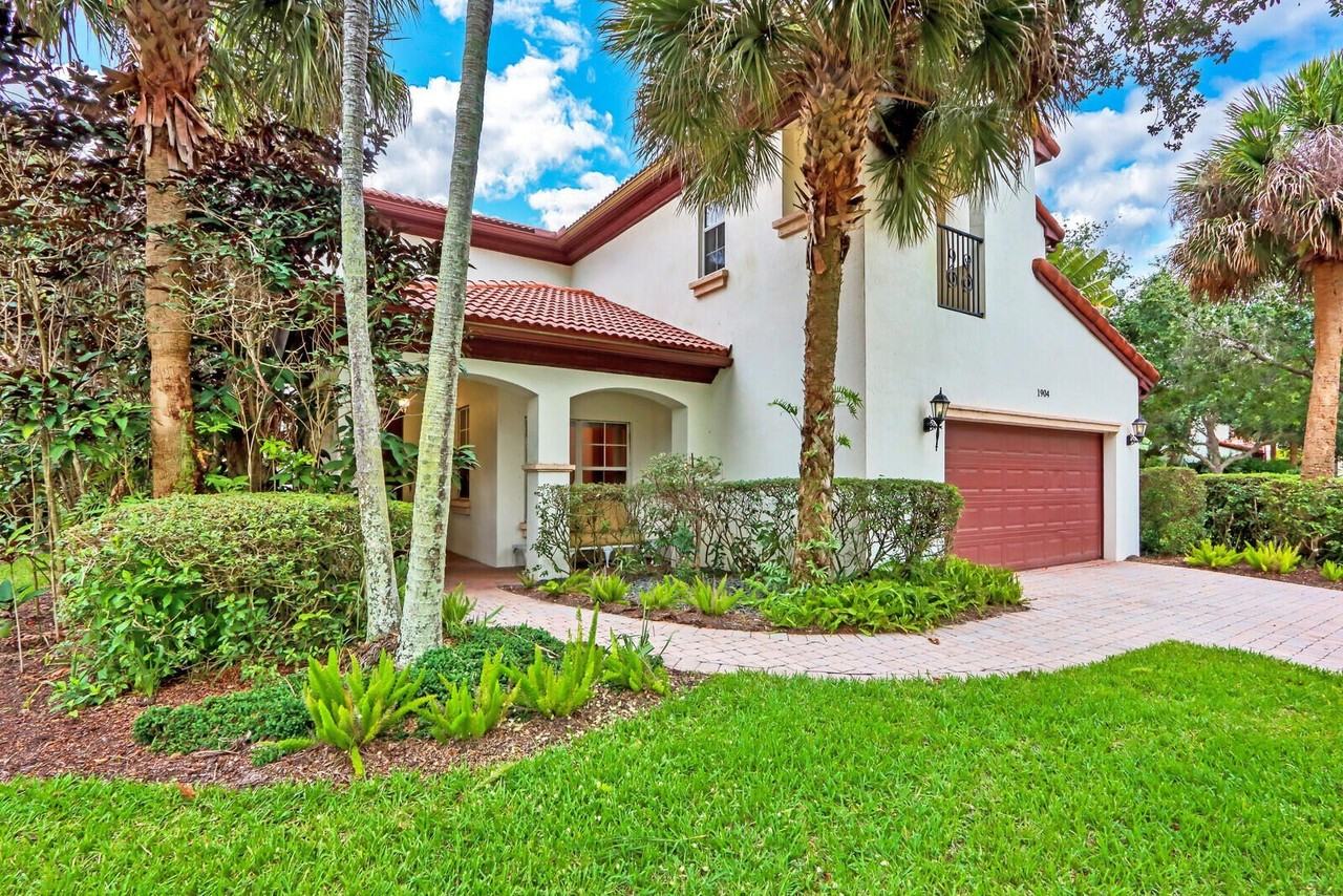 1904 Flower Dr - Photo 2 of 48