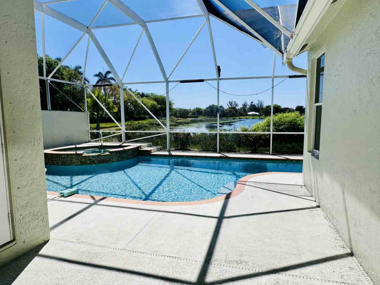 9360 Cove Point Cir - Photo 5 of 27