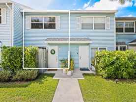 1989 Ne 15th Ave #1989 - Photo 1 of 1