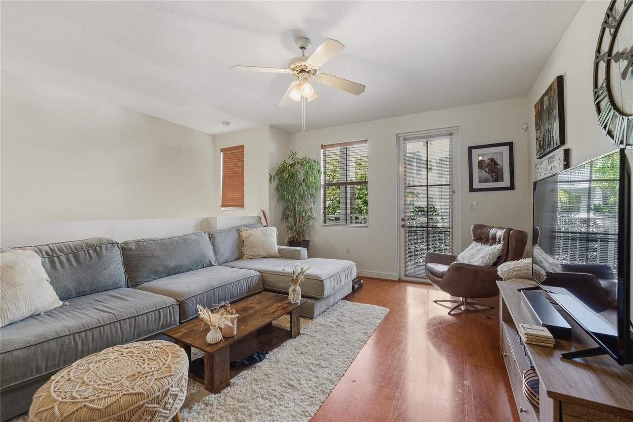 1336 Sw 3rd Ct #1336 - Photo 6 of 20