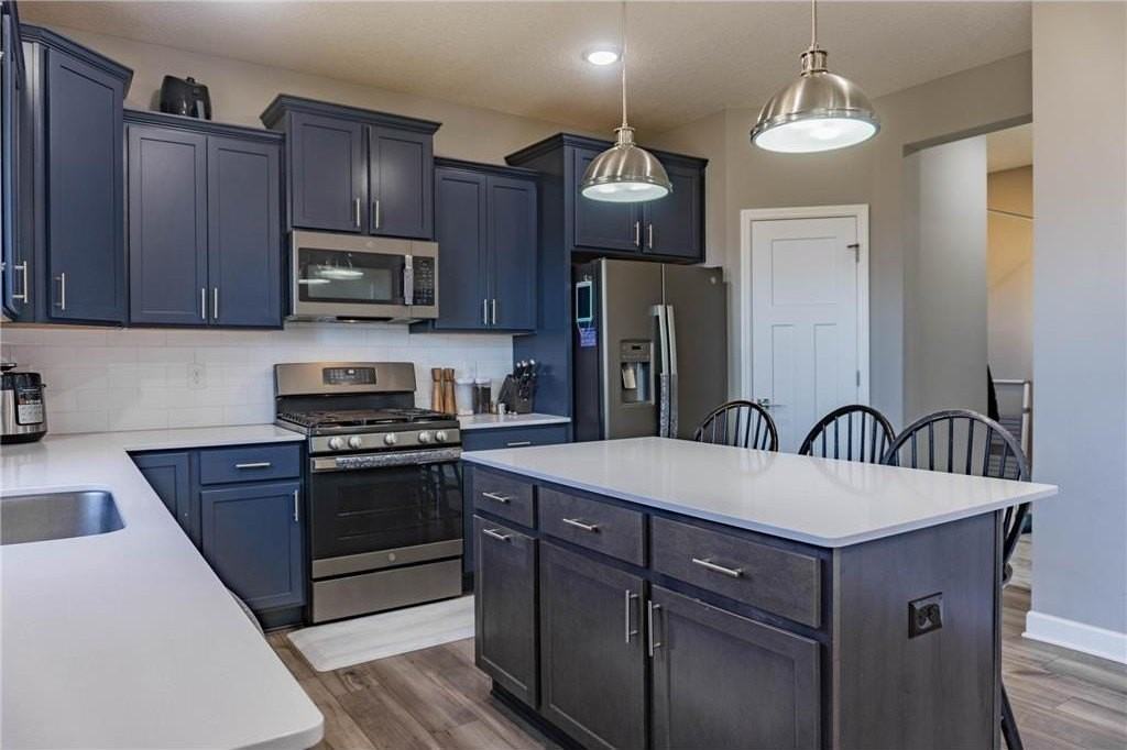 1582 Edgebrook Ln - Photo 7 of 50