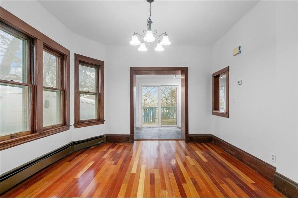 1826 Franklin Ave Se - Photo 7 of 43