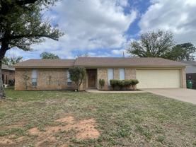 3618 Honeysuckle Ln - Photo 1 of 1