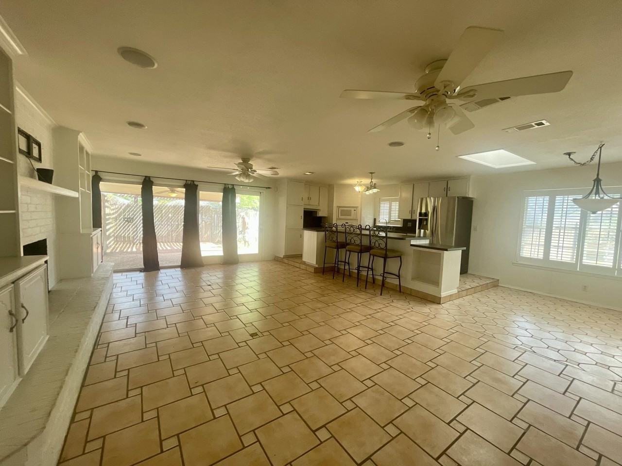 2930 Sierra Cir - Photo 7 of 23