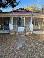 featured image of 27 Webb Ave