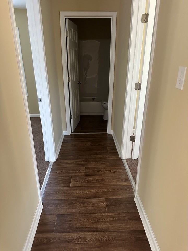 27 Webb Ave - Photo 7 of 15