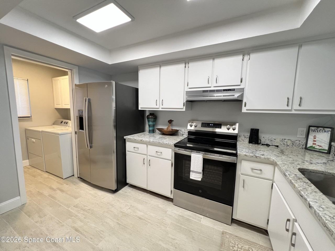 8494 Ridgewood Ave Apt 4405 - Photo 7 of 20